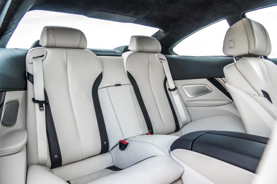  BMW 650i Coupe M Sport Package 2015 года  (фото 21 из 33)